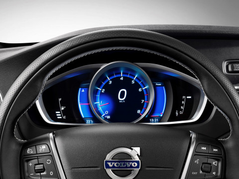 Volvo V40 фото