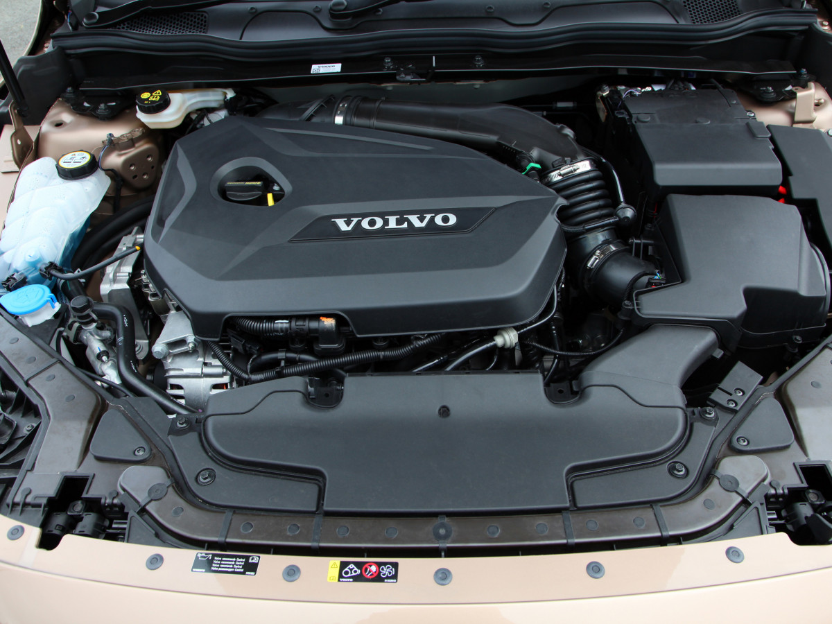 Volvo V40 фото 97840