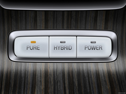 Volvo XC60 Plug-in Hybrid фото