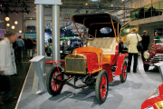 "Лаурин-Клемент тип А" - первый автомобиль из Млада-Болеслава. С 1905 по 1907 год построили минимум 44 машины с 7-сильным литровым мотором