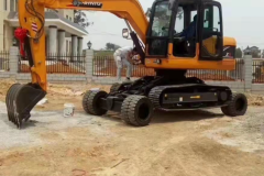 Колёсный экскаватор Kubota KX61 