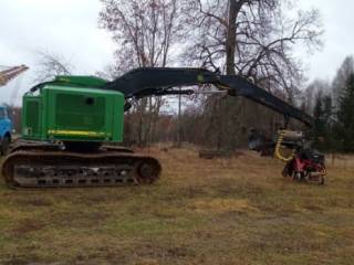 John Deere 753