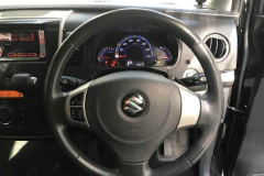 Хэтчбек Suzuki Wagon R+ 