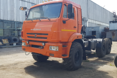 Тягач КАМАЗ 44108 