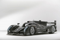 0_2011_Audi_R18_9_.jpg