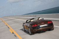 1_Audi_R8_Spyder_5_2-10.jpg