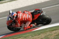 Ducati_Desmosedici_R-4.jpg