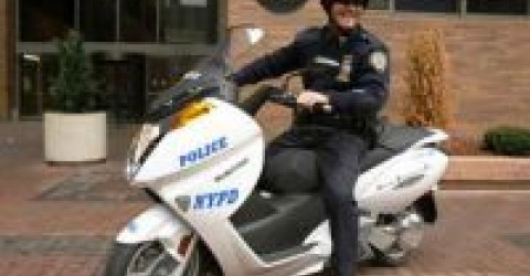 Полиция Нью-Йорка пересядет на электротранспорт