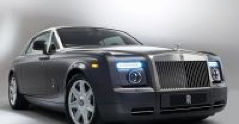 Rolls-Royce распродал весь годовой запас купе Phantom