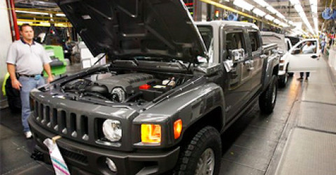 Последний внедорожник Hummer сошел с конвейера завода GM