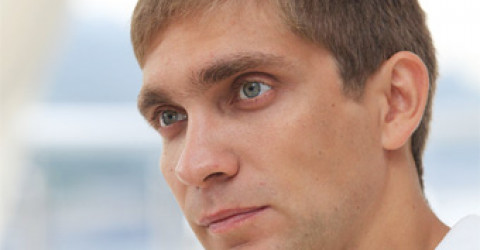 Виталий Петров стал призовым гонщиком команды Caterham