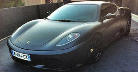 Кожаный Ferrari F430 продали за 200 тысяч долларов 