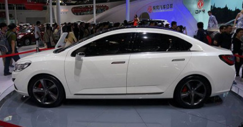Китайская компания Dongfeng представит в Москве две модели 