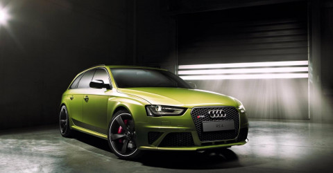 Audi показала модификацию универсала RS4 Avant