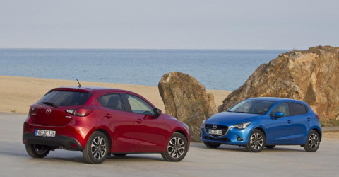 Объявлена цена на новую Mazda2