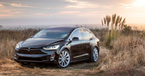 Двум моделям компании Tesla увеличили запас хода