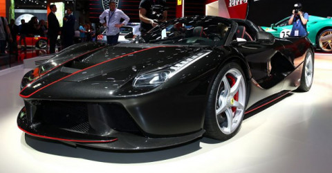 Ferrari выпустит новейший гиперкар в 2022-м