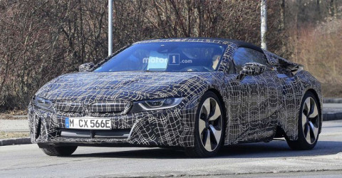 Новенький родстер BMW i8 появится в будущем году