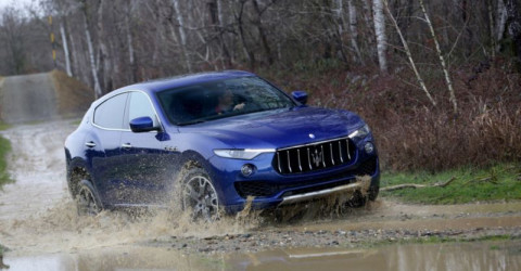 Слабый спрос остановил автопроизводство Maserati