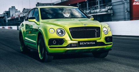Один из лимитированных Bentley Bentayga Pikes Peak приедет в Россию