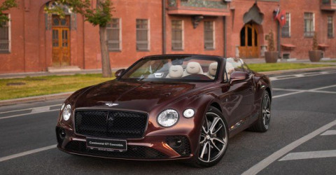 В РФ приехал кабриолет Bentley Continental GT Convertible