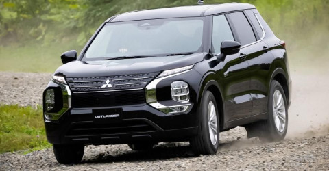 Гибридный Mitsubishi Outlander PHEV взял титул «Автомобиль года» в Японии