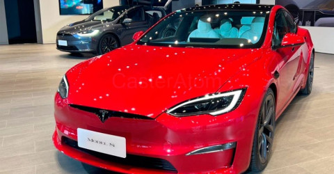 Tesla Model S показала в Тайване обновленную версию