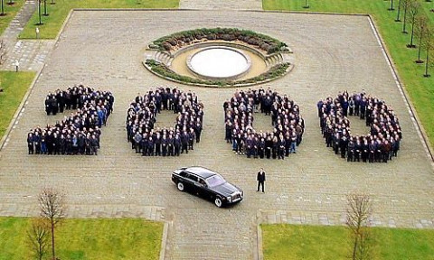 Rolls-Royce отмечает выпуск 2-тысячного Phantom