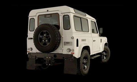 Land Rover Defender Design Edition