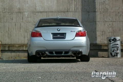 BMW M5 Wald International