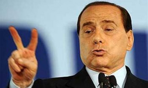 Сильвио Берлускони заявил, что готов спо-собствовать перего-ворному процессу