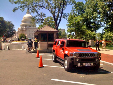 Electric 2009 HUMMER H3 by Raser Technologies and FEV