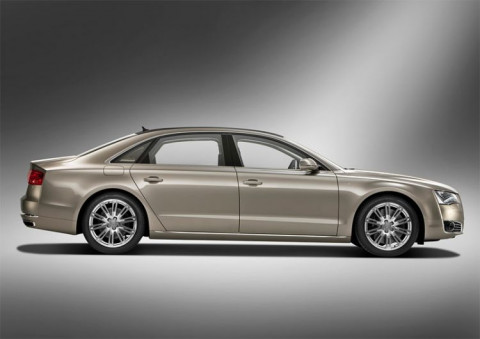 Audi A8L 2011