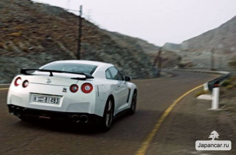 Nissan GT-R