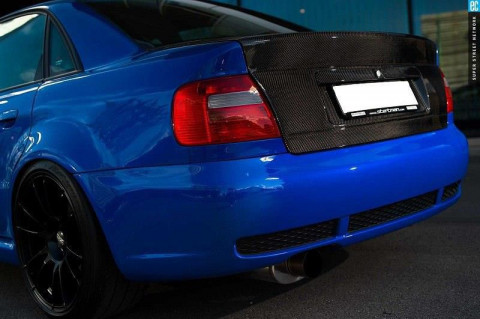 Audi RS цвета Nogaro Blue