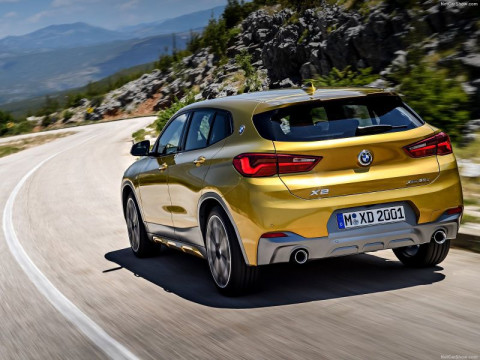 BMW X2 получил цену в России