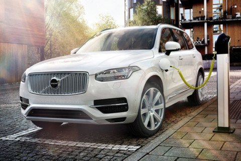 Volvo XC90 T8