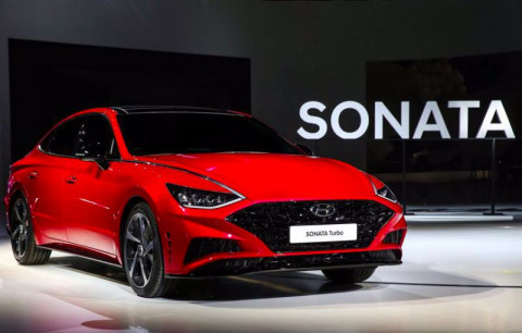 Среди моторов седана Hyundai Sonata новой генерации появится турбомотор.