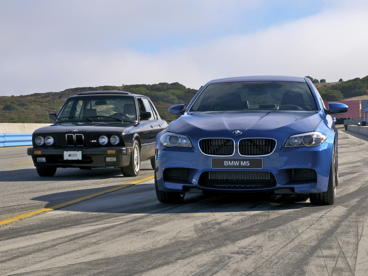 Бмв 5 поколения. БМВ m5 поколения. BMW m5 2.5. BMW m5 5 поколение. БМВ м5 1 поколение.