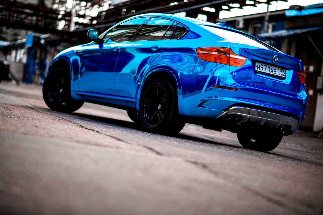 X6 blue. BMW x6m синяя. BMW x6m цвета. BMW x6 синий хром. X6m Лазурный.