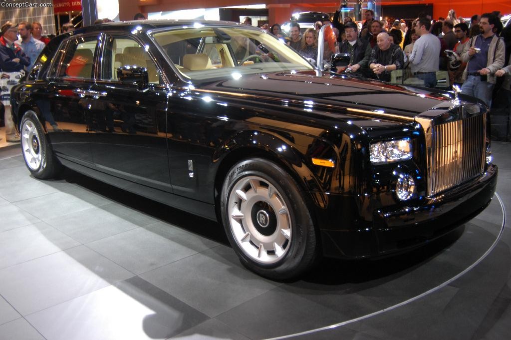 Диски роллс. Rolls Royce Phantom 2004. Роллс Ройс 2004. Rolls Royce Phantom 200. Rolls Royce Phantom 2013.