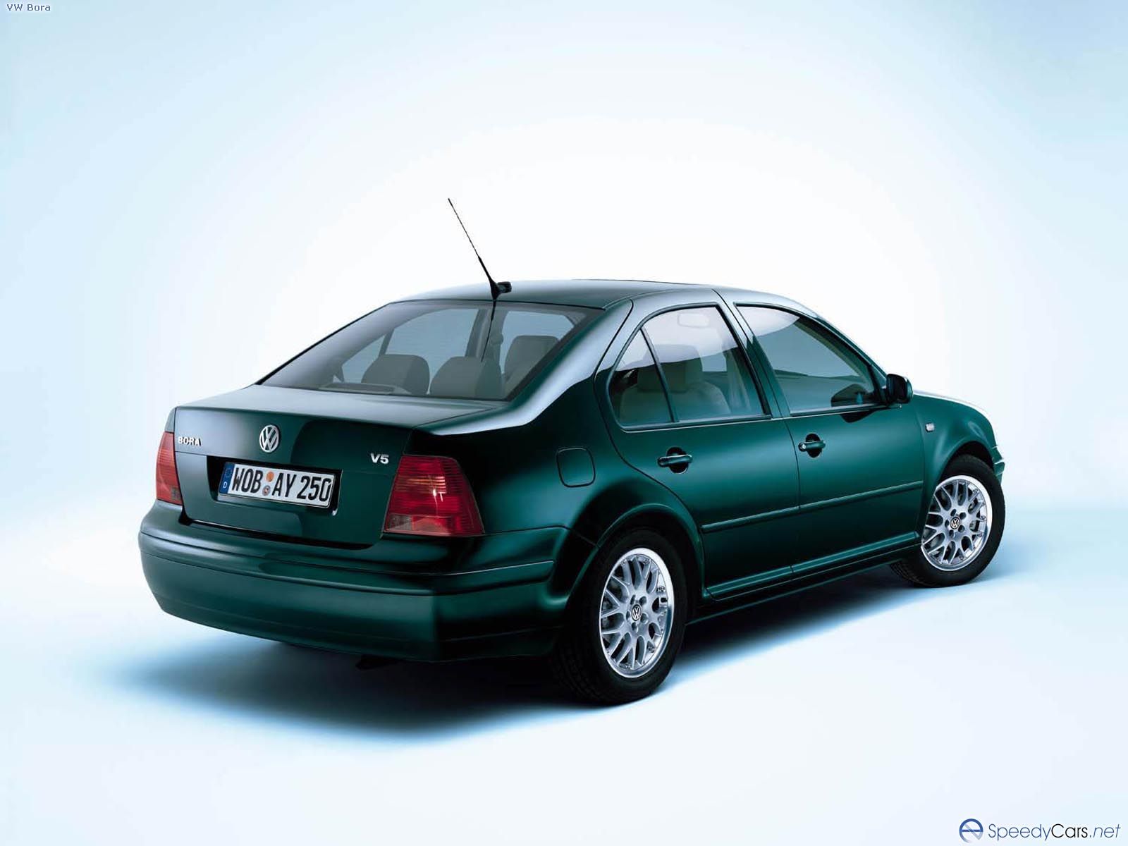 Volkswagen bora 1. Фольксваген Бора 2005. Volkswagen Bora 1 поколение. Фольксваген Бора 1.6. Фольксваген Бора 3 поколение.