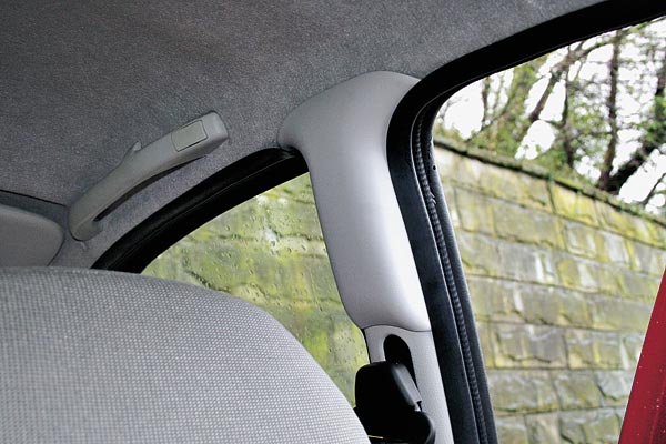 Как снять пластик на калине Lada Kalina: цветочки стали ягодками Статьи на avtorinok.ru