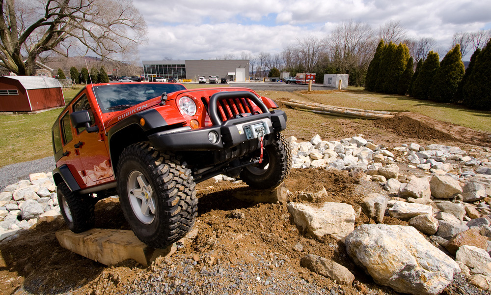Jeep Wrangler на бездорожье
