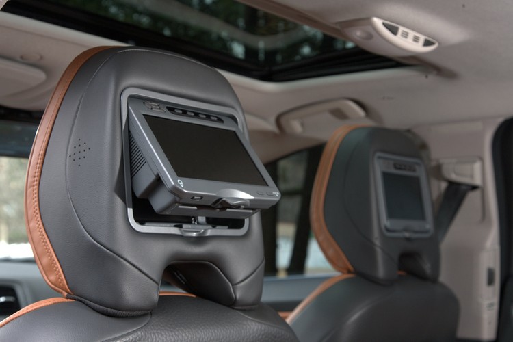 Volvo xc60 экран вместо заглушки