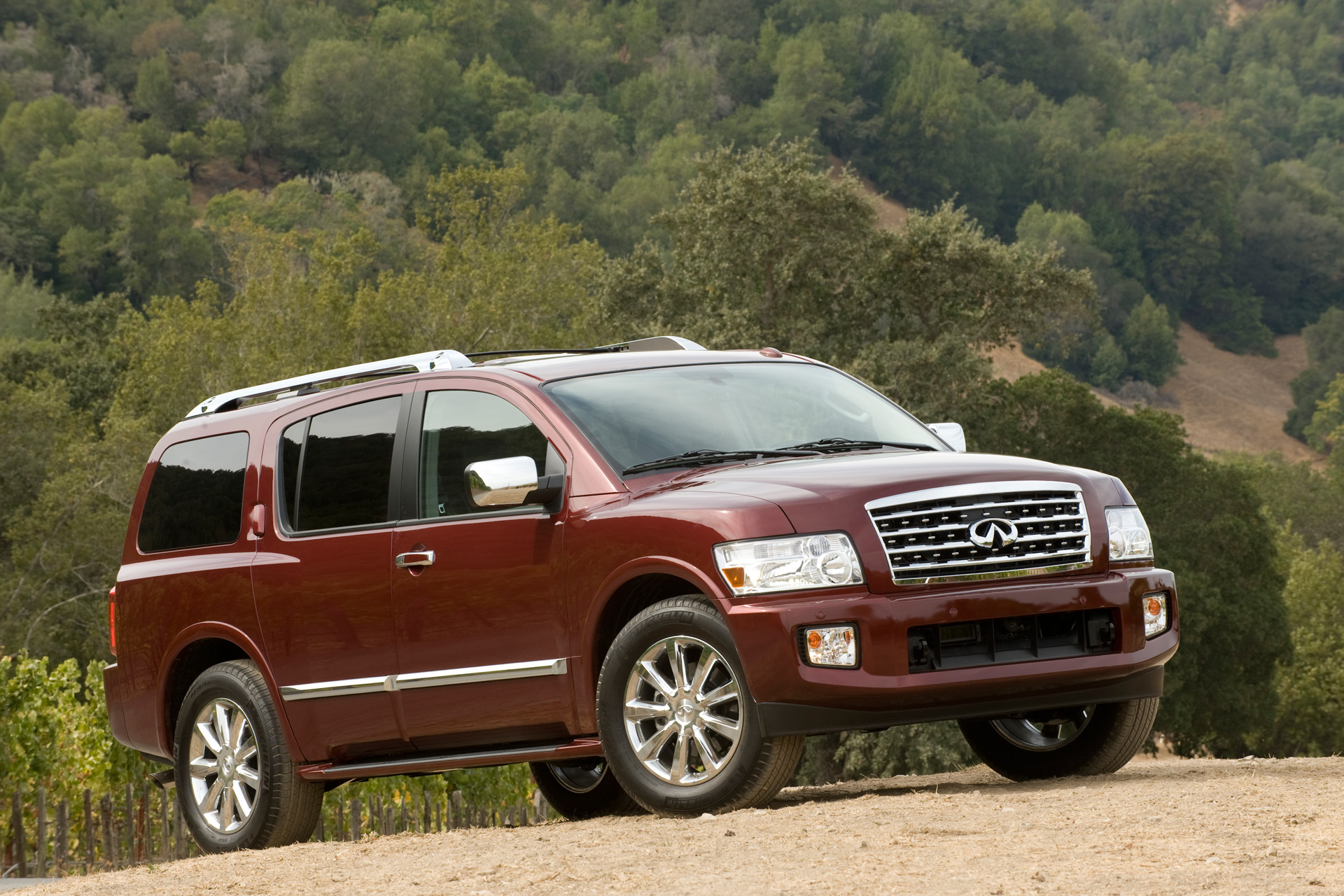 Infiniti qx56