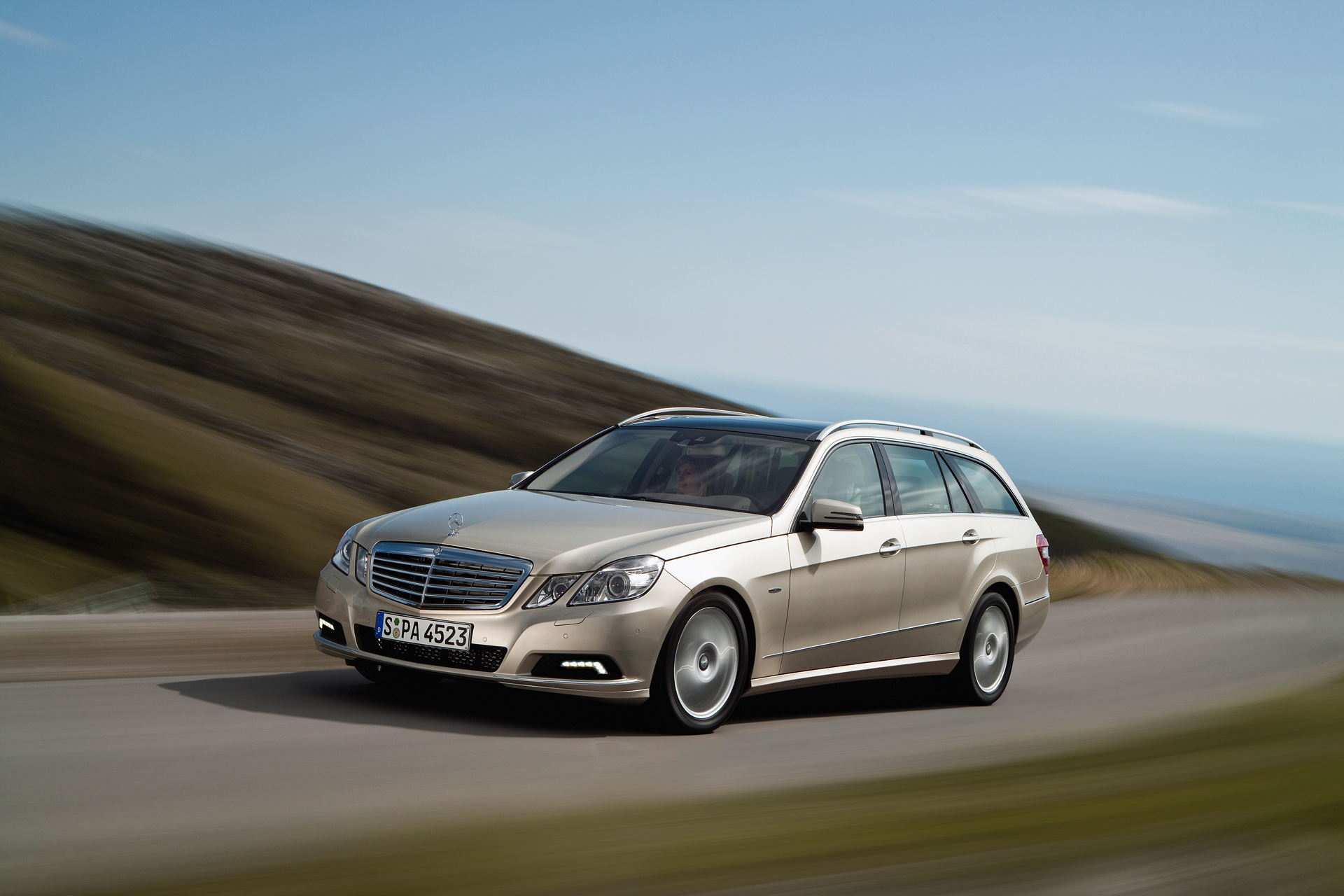 Mercedes Benz e class 2009