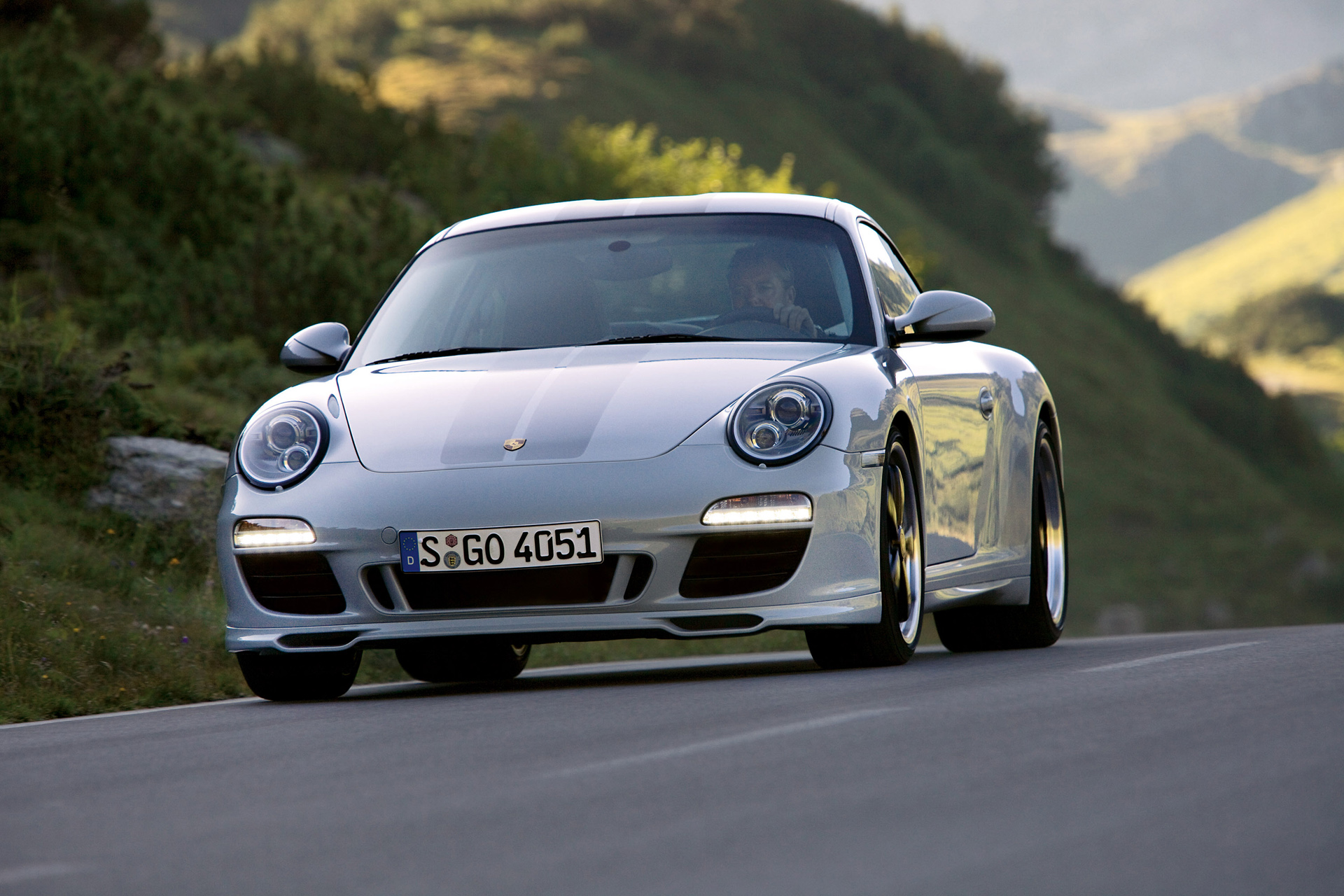 Машины Порше 911 спорт