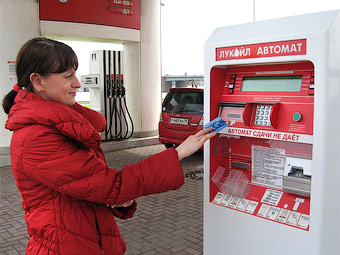 В Москве топливные карты получили 500 владельцев малолитражек