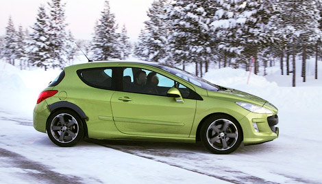 Peugeot готовит спортивную версию модели 308